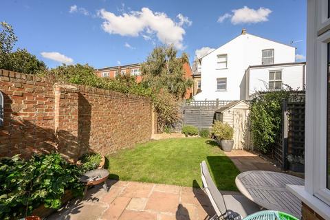 undefined, Bronson Road, London SW20