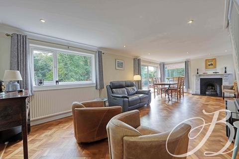 5 bedroom detached house for sale, Ray Park Road, Maidenhead, SL6