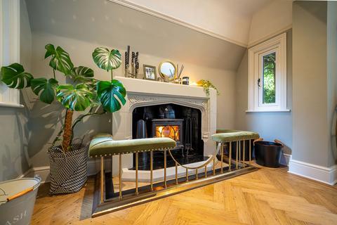 undefined, Wilderness Road, Oxted, RH8