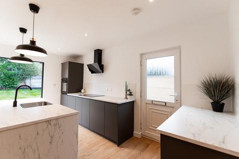 4 bedroom detached bungalow for sale, Barry Drive, Kirby Muxloe, LE9
