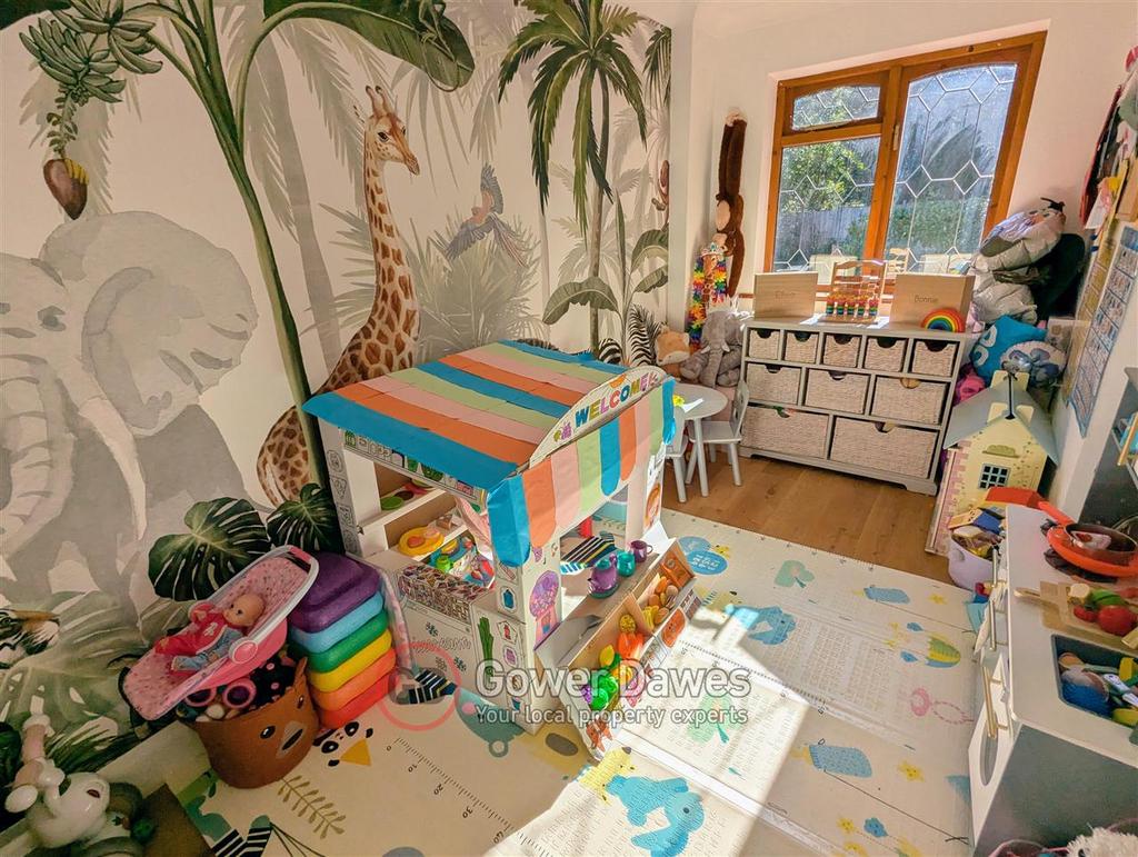 Office / Play room