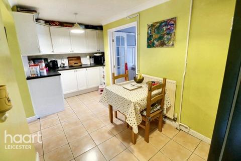 3 bedroom terraced house for sale, Kinross Avenue, Leicester