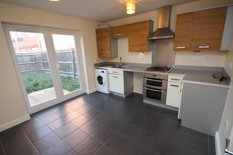 3 bedroom house to rent, Grants Yard, Burton upon Trent DE14
