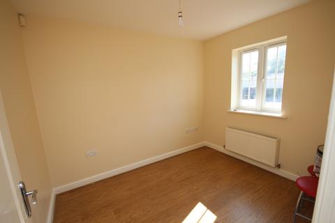 3 bedroom house to rent, Grants Yard, Burton upon Trent DE14