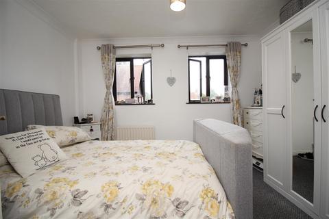 undefined, Linden Chase, Linden Grove, Canterbury, CT2