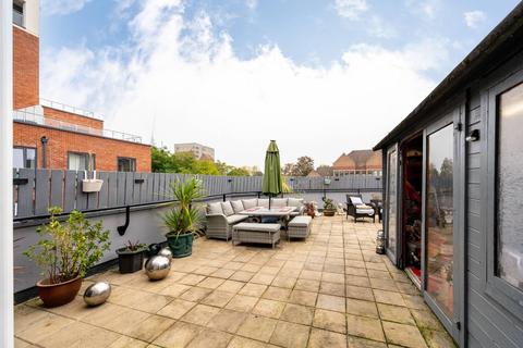 2 bedroom flat for sale, Crown Lane, Maidenhead, SL6