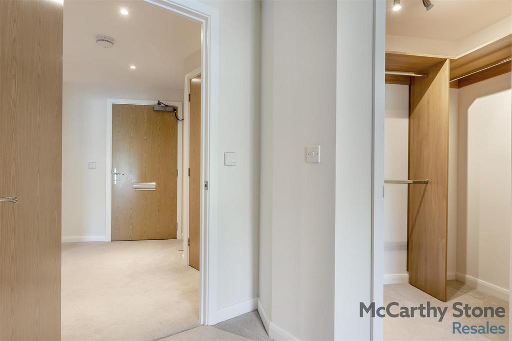 8665059-interior05.jpg
