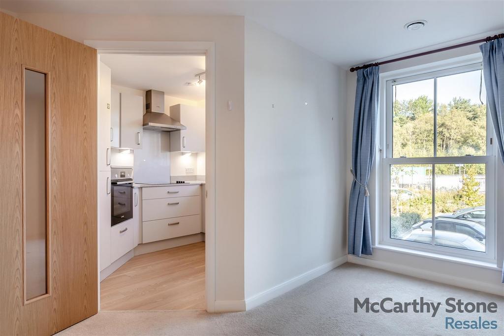 8665059-interior15.jpg