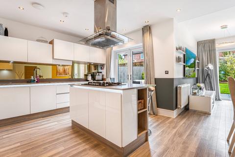 undefined, Damstead Park Avenue Alfreton
