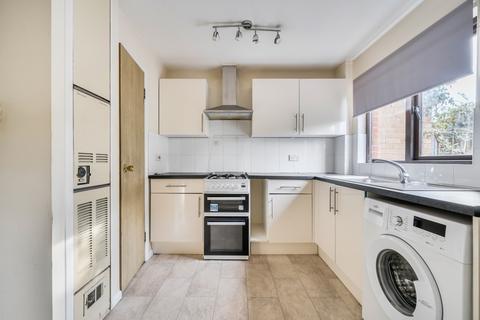 undefined, Broad Hinton, Reading RG10