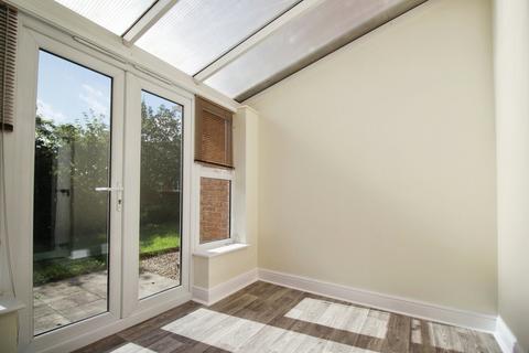 undefined, The Oaks, West Yorkshire LS10