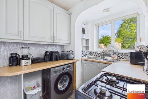 2 bedroom semi-detached house for sale, Chestnut Road, Oldbury, B68 0AX
