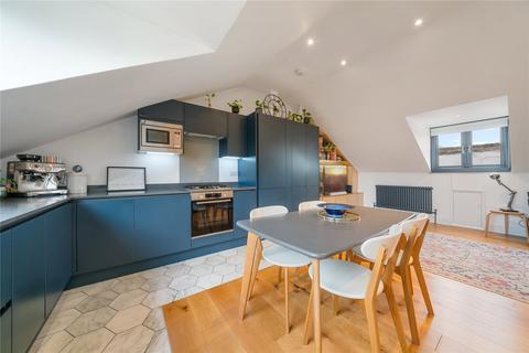 2 bedroom apartment for sale, Grosvenor Avenue, Highbury, London, N5