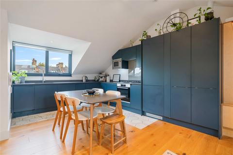 2 bedroom apartment for sale, Grosvenor Avenue, Highbury, London, N5