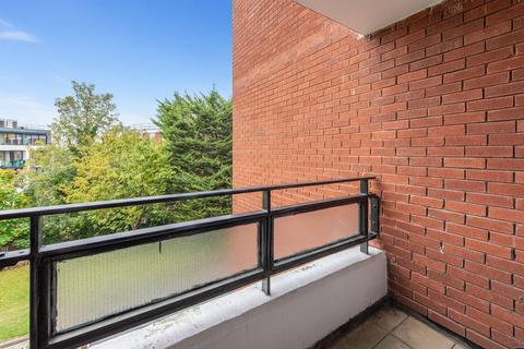 2 bedroom flat to rent, Maresfield Gardens, Hampstead, London, NW3