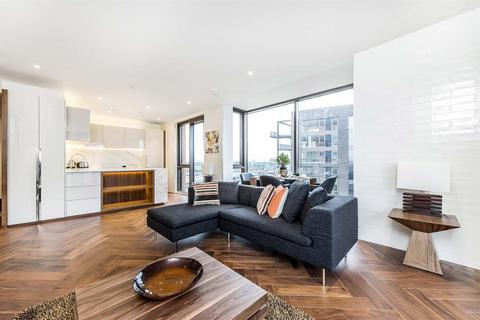 1 bedroom apartment for sale, Ambassador Building, Embassy Gardens, 5 New Union Square, Nine Elms, London, SW11