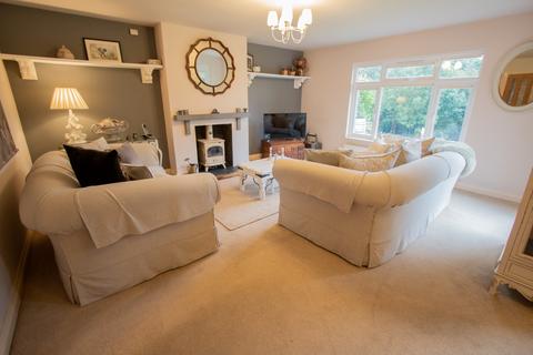 3 bedroom detached bungalow for sale, Church Lane, Alfington