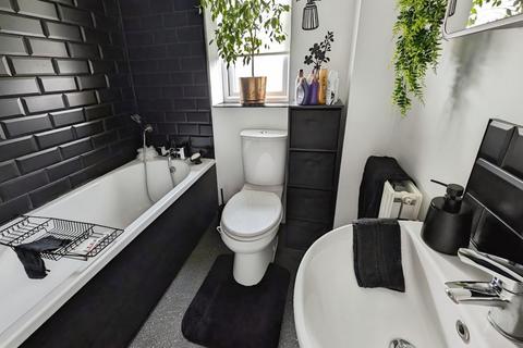 3 bedroom semi-detached house for sale, Green Crescent, Frampton Cotterell, Bristol, BS36
