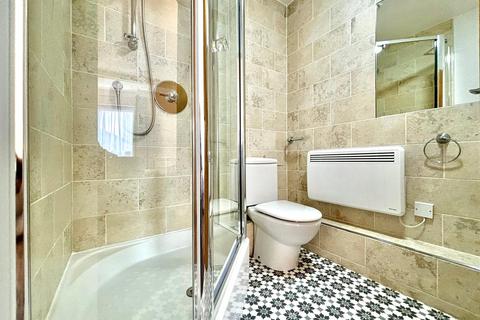 2 bedroom apartment to rent, Washington Wharf, Birmingham, B1
