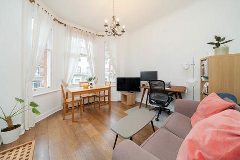 1 bedroom flat to rent, Avonmore Road, London W14