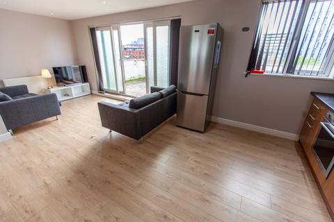 5 bedroom flat to rent, Stafford Street, L3 8LX,