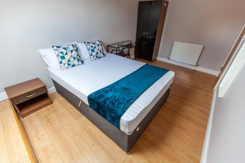 5 bedroom flat to rent, Stafford Street, L3 8LX,