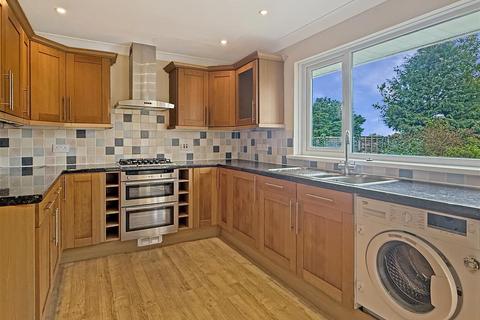 3 bedroom detached bungalow for sale, Elizabeth Drive, Barnstaple EX31