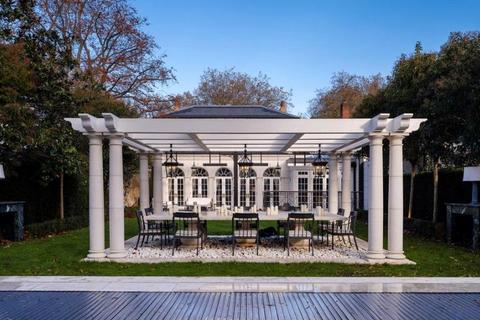 5 bedroom detached house to rent, Avenue Road, London NW8