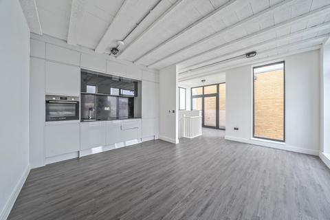 Retail property (high street) for sale, 220 Trade Close London N13 5UD
