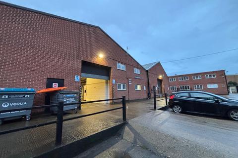 Warehouse to rent, The Litehouse Business Centre, Crocus St Nottingham NG2 3DR