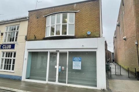 Retail property (high street) to rent, 41-42 Pyle St Newport PO30 1XB