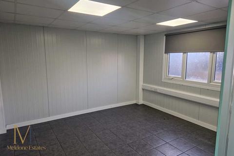 Warehouse to rent, Unit R4 Offices, Northfleet Industrial Est, Lower Rd Northfleet DA11 9SN