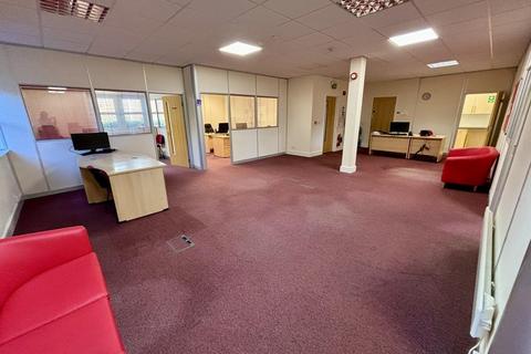 Office to rent, Monks Brk Newport PO30 5BF