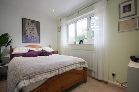 18 Hillside, Northwich, CW8 4TD