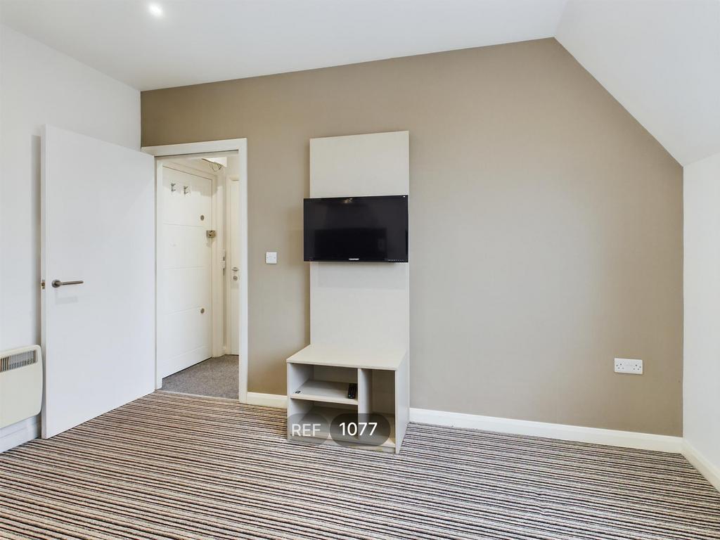 Kitchen &amp; Living area