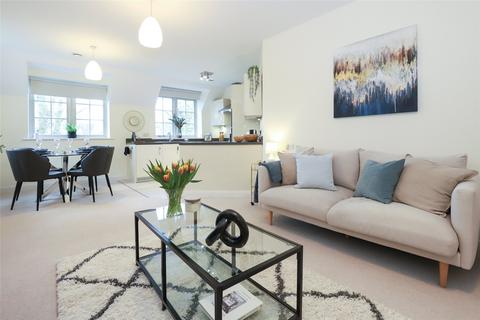 2 bedroom apartment for sale, Hawkesbury Place, Stow on the Wold, Cheltenham, Gloucestershire, GL54