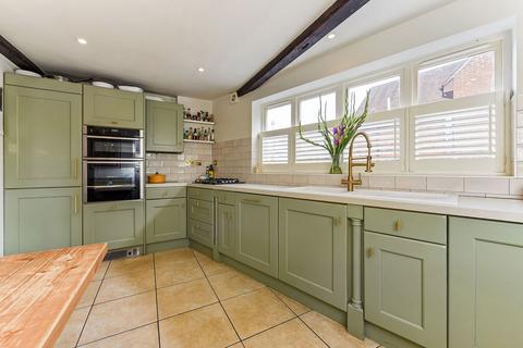 undefined, The Old Barn, 19a Mill Hill, Alresford