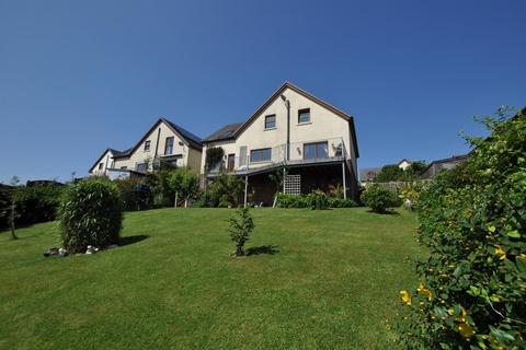 Trem Y Cwm, Llangynin, st Clears