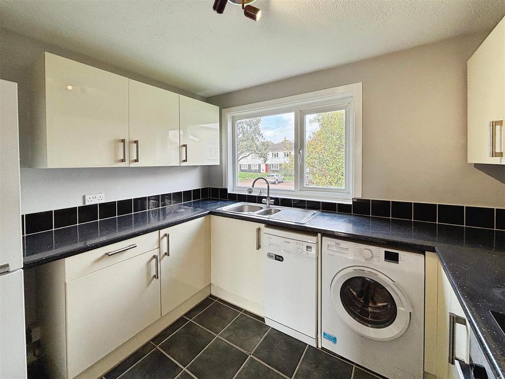 Fitted Kitchen