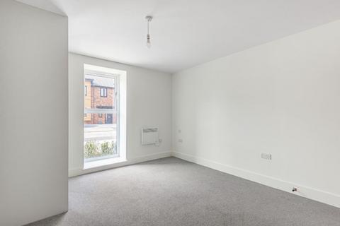 2 bedroom flat for sale, Graven Hill,  Bicester,  Oxfordshire,  OX25