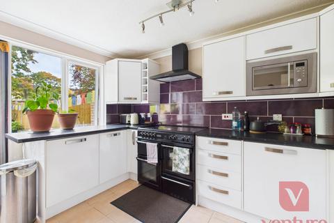 undefined, Conniburrow Boulevard, Milton Keynes MK14