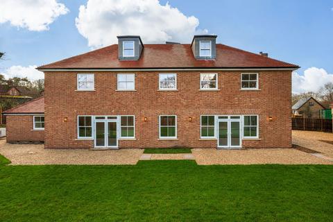 undefined, Oak Tree Drive, Newtown, RG20