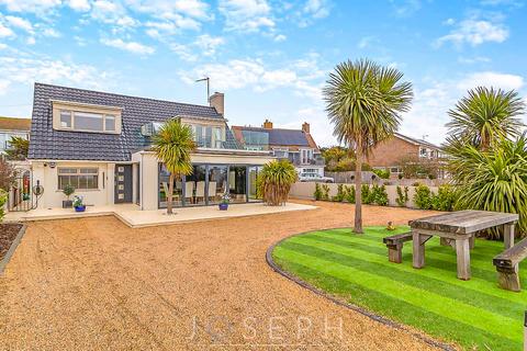 undefined, The Esplanade, Holland-On-Sea, CO15