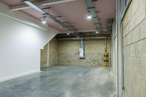 Industrial unit to rent, Springfield Mills Pudsey LS28 5XB