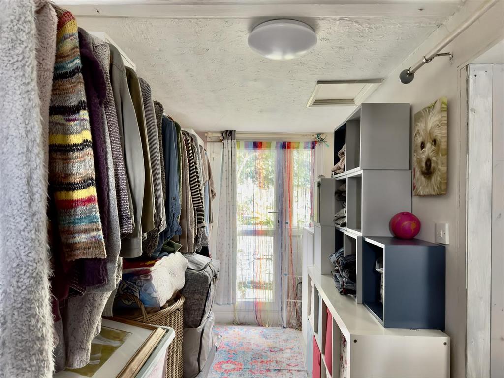 Dressing/Occasional Room