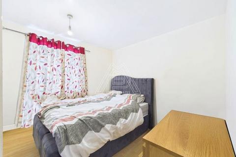 2 bedroom apartment for sale, Caspian Way, Purfleet, Purfleet-on-Thames, Essex, RM19 1LF