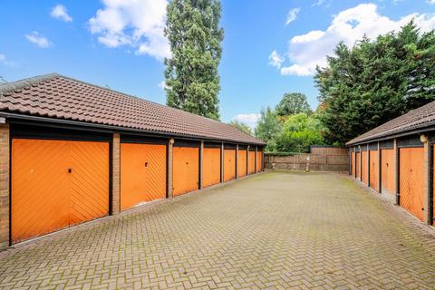 undefined, Adams Close, Surbiton KT5