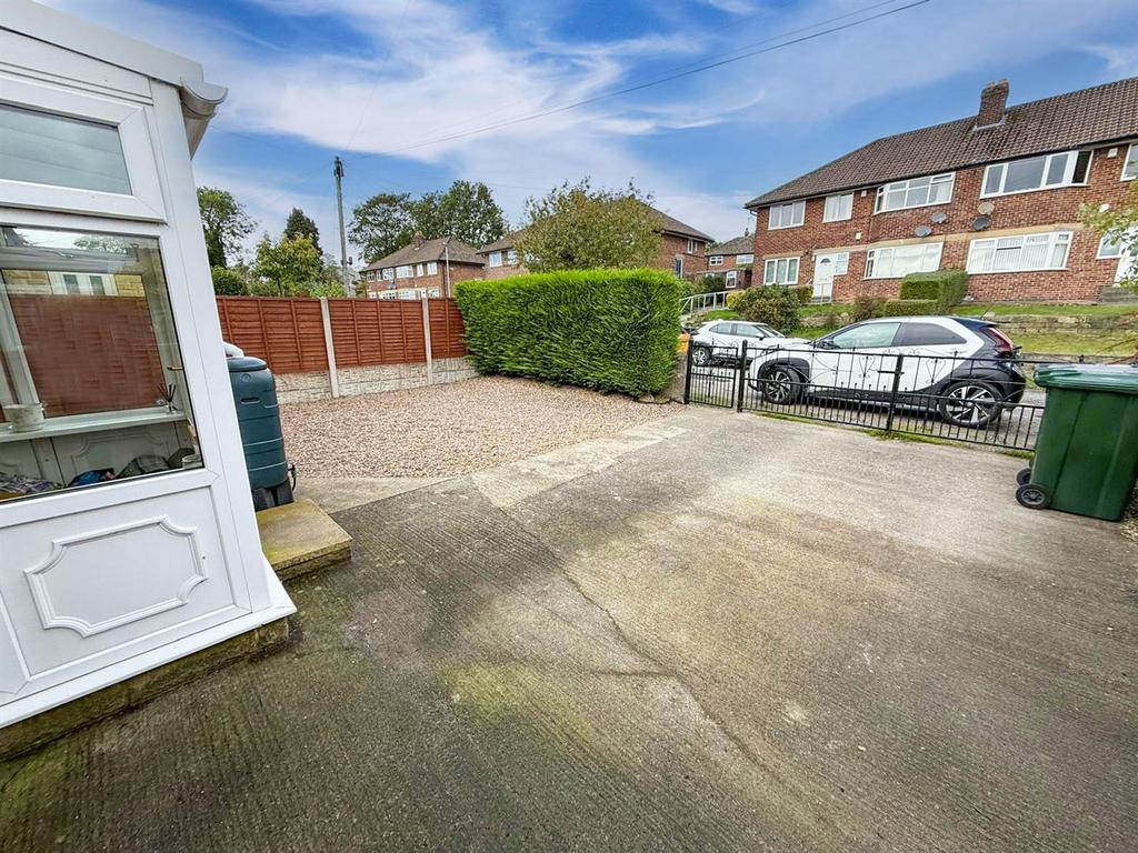 2 bed semi-detached bungalow, Silsden 14