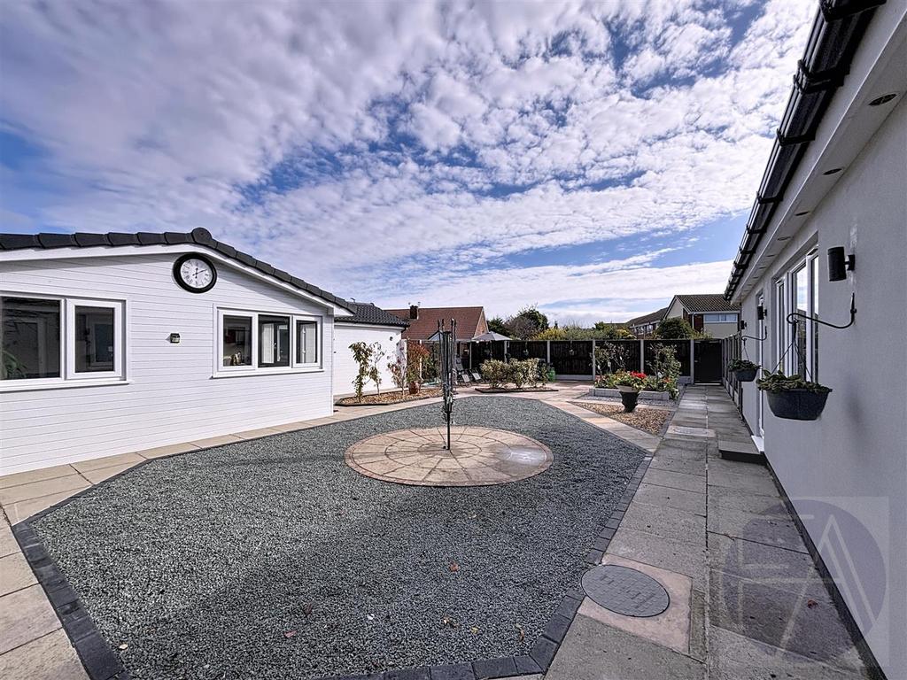 44-cornwall-exteriors 00008.jpg