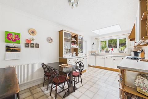 3 bedroom detached house for sale, Bartrams, Welton